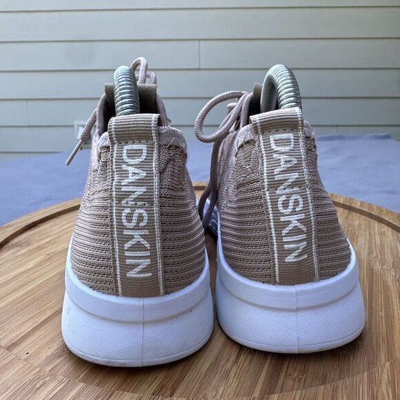 Danskin Honor Lace Up Sneakers Knit Stretch Walking Shoes Womens Size 7 Tan - Picture 5 of 10